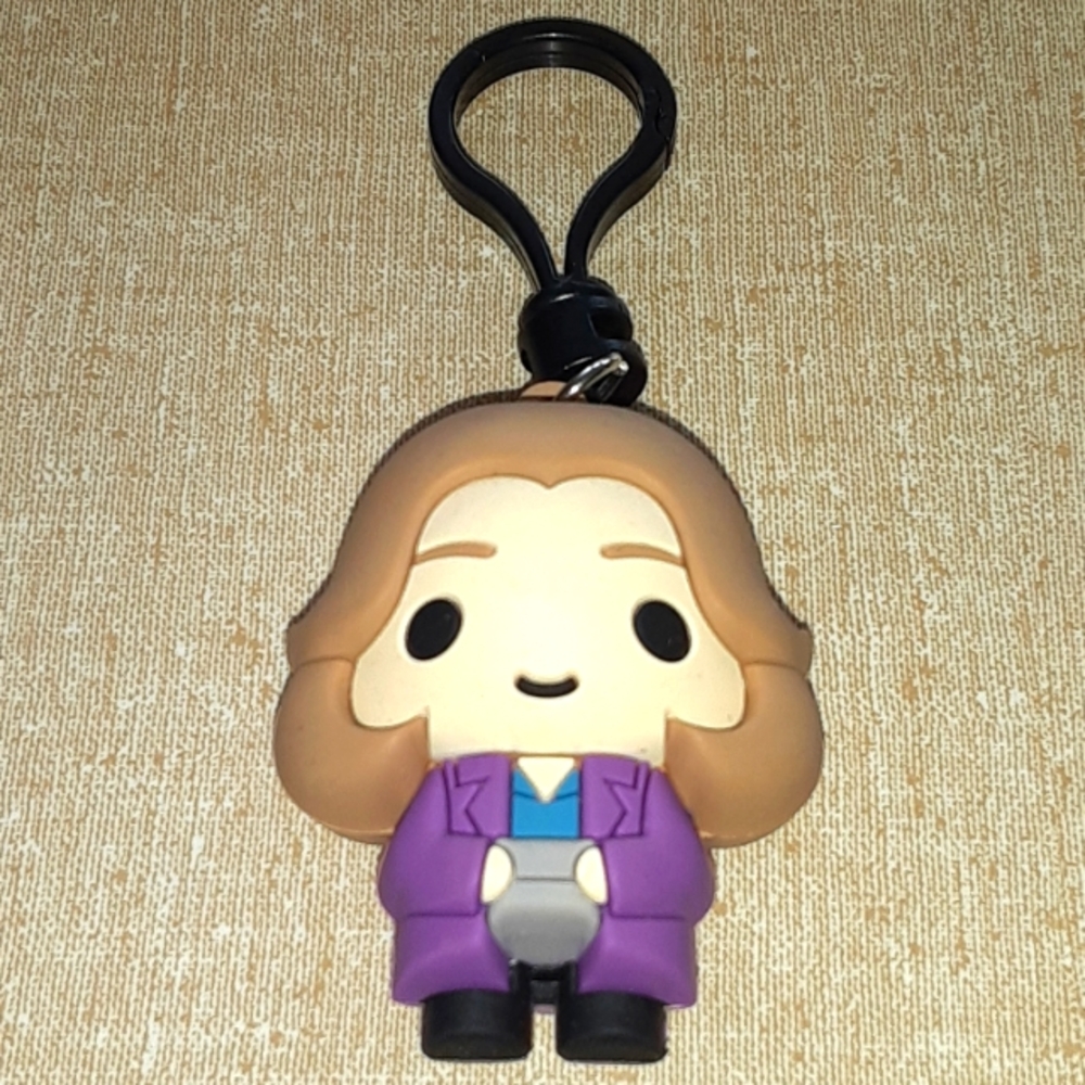 CASTLE ROCK ENT SIEFIELD HELEN CHARM MINT